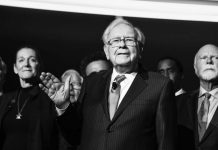 انتخاب مهمی که از نظر “وارن بافت” شانس موفقیت مان در کار را بالا می برد